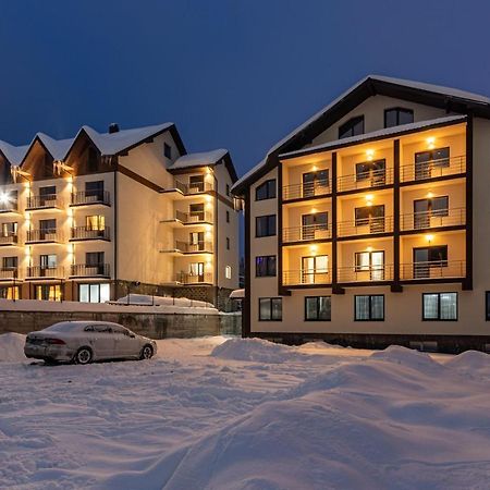 Madison Hotel Boekovel Buitenkant foto