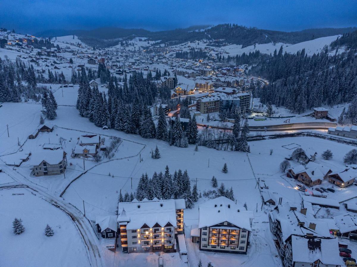 Madison Hotel Boekovel Buitenkant foto