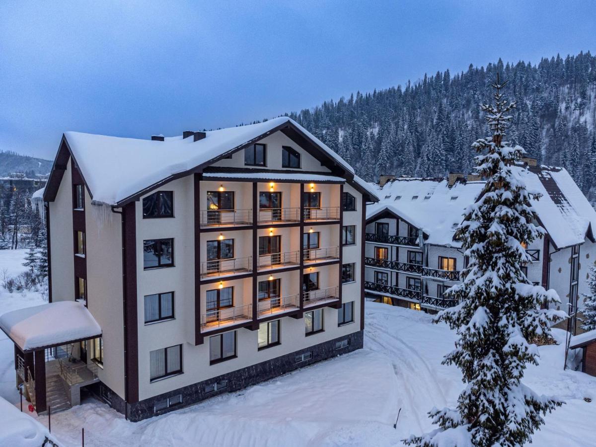Madison Hotel Boekovel Buitenkant foto
