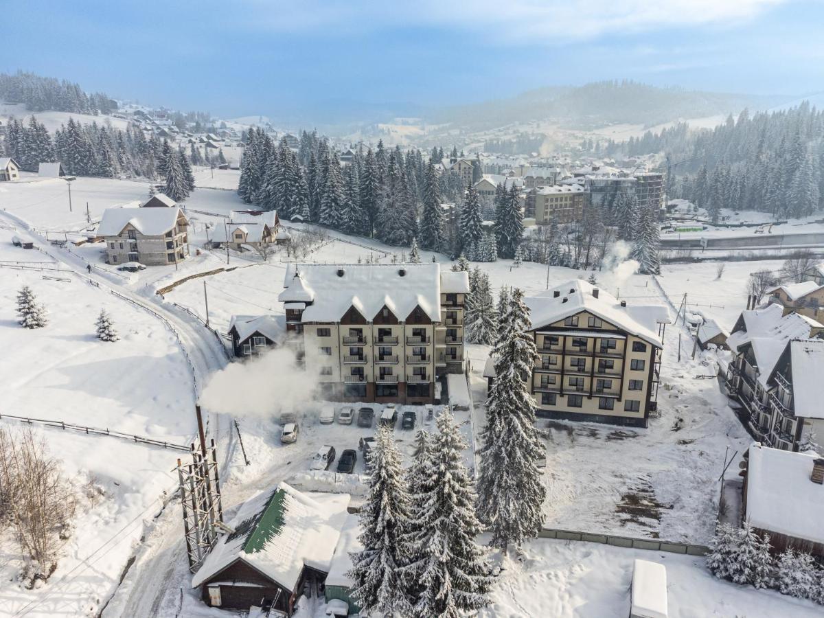 Madison Hotel Boekovel Buitenkant foto