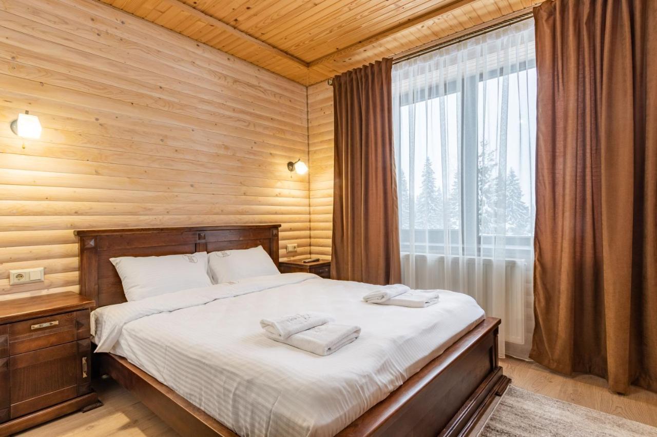 Madison Hotel Boekovel Buitenkant foto